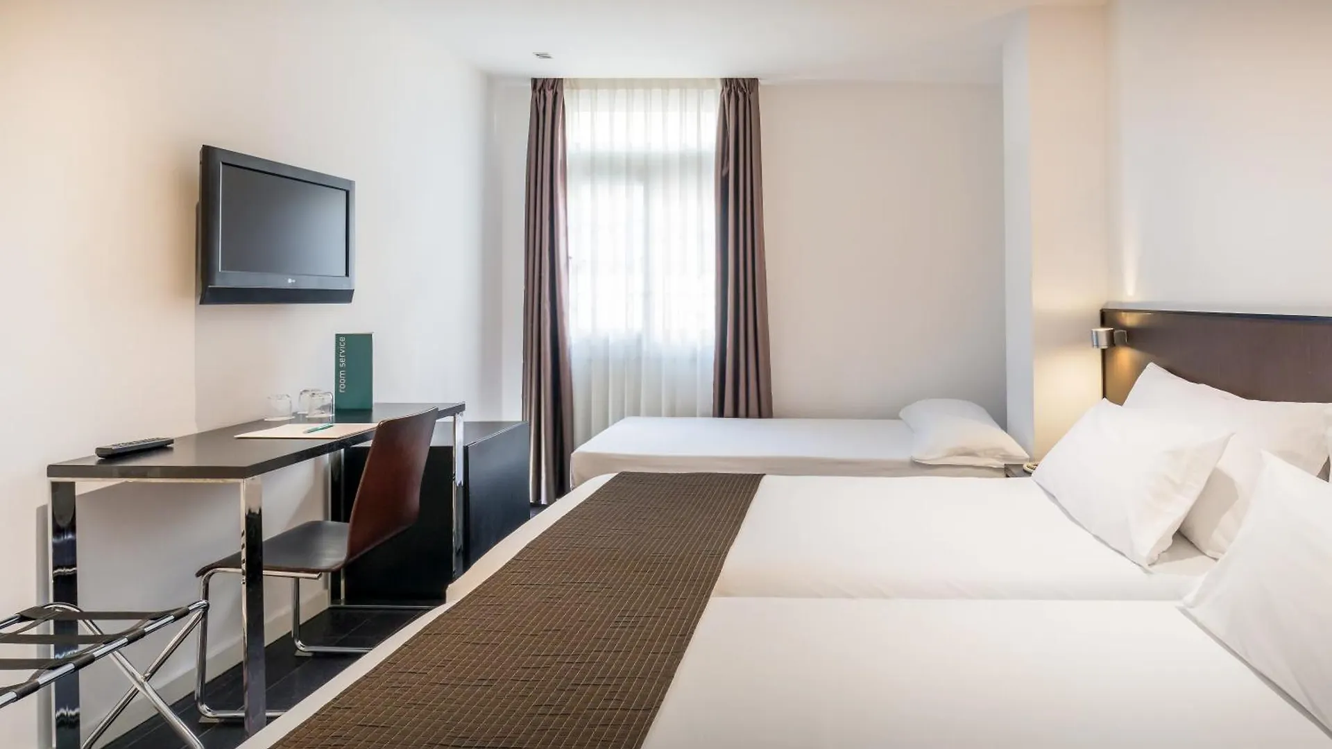 Hotel Occidental Santa Cruz Contemporáneo