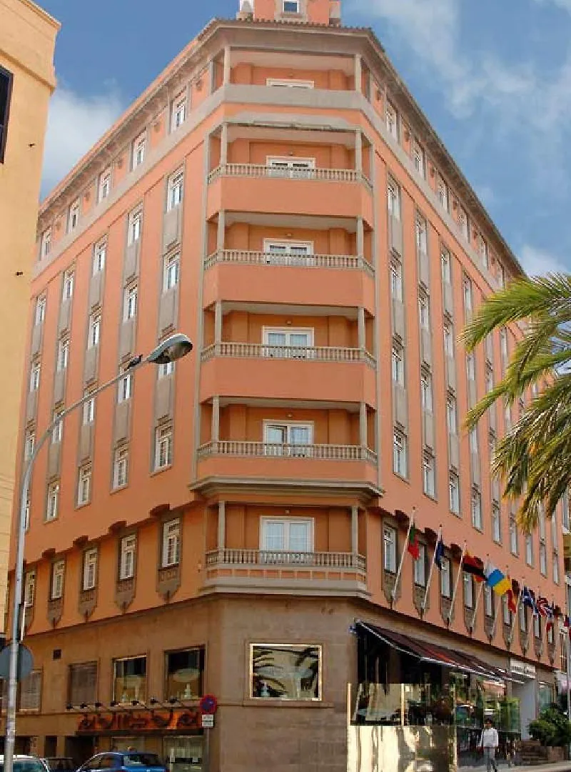 Hotel Occidental Santa Cruz Contemporáneo