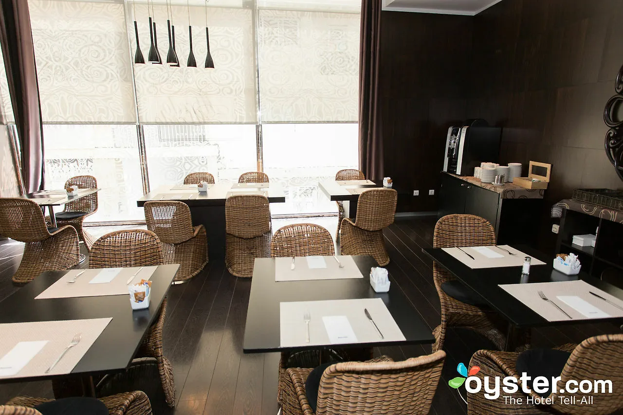 Hotel Occidental Santa Cruz Contemporáneo